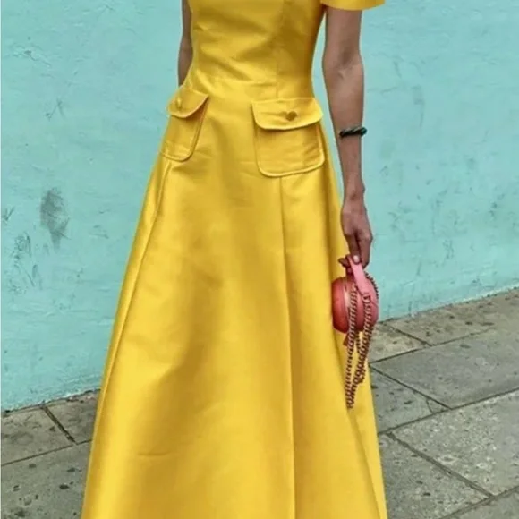 Uoozee Woman’s Yellow Shirtleeve Dress. Size XL. Machine wash.Iron with low heat - Picture 8 of 11